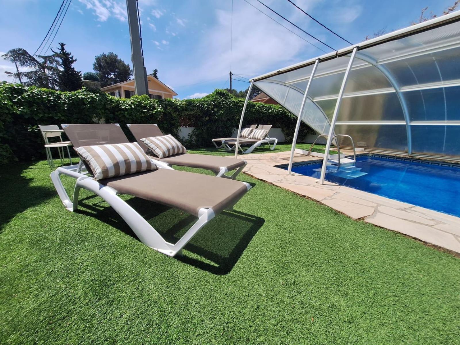 Casa Acogedora Familiar Con Piscina Palleja Екстер'єр фото